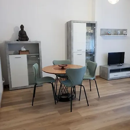 Ottoboni,centro Storico *